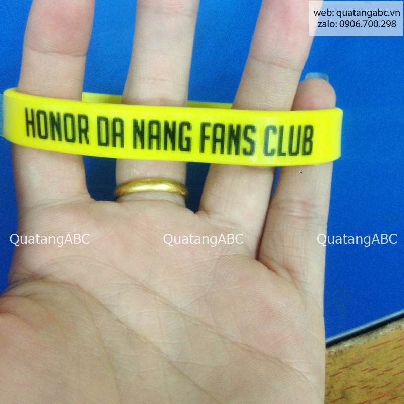 Vòng tay cao su của honor da nang fans club được in tại INLOGO